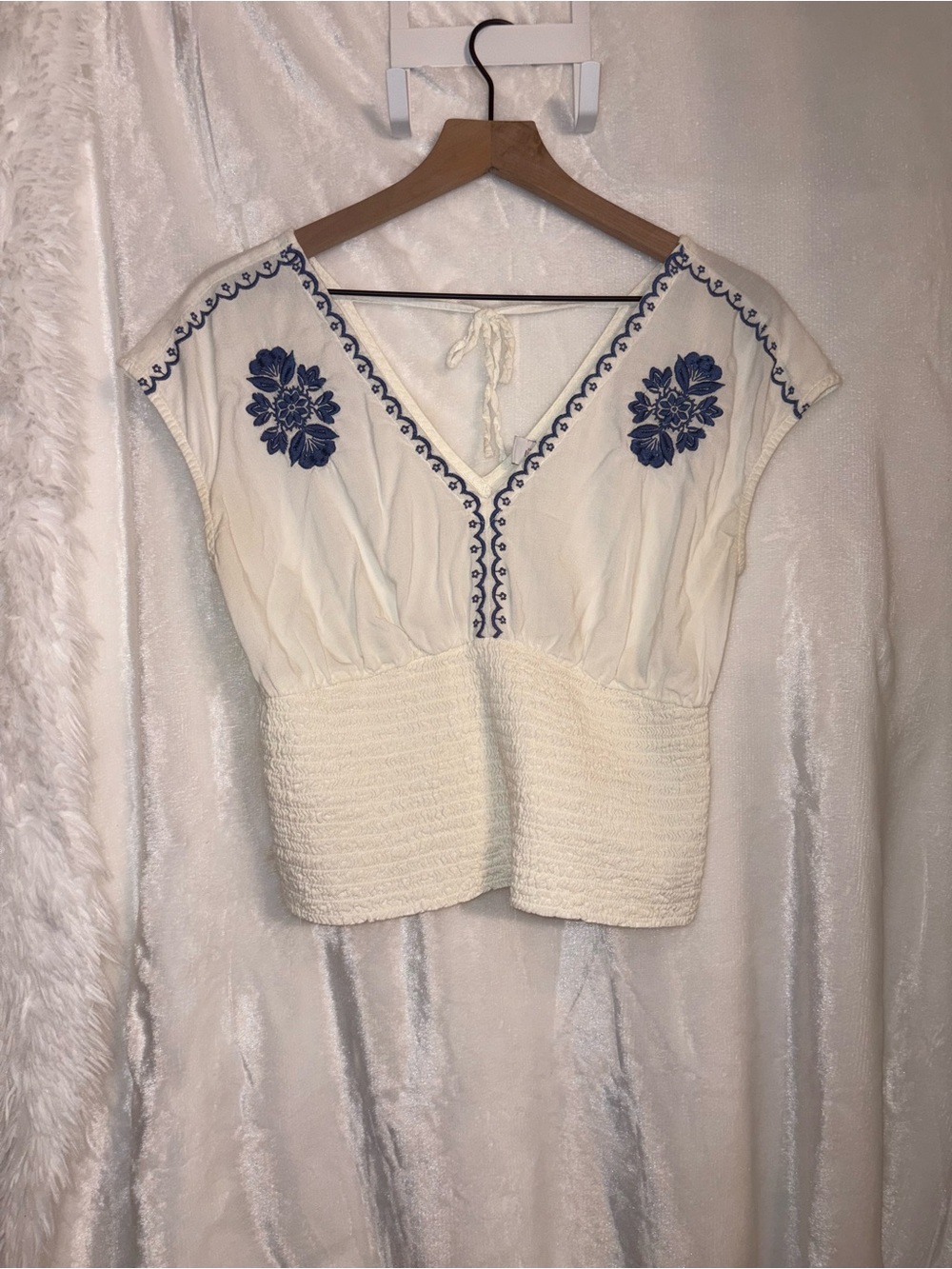 Old Navy Cream V-Neck Top with Blue Floral Embroidery